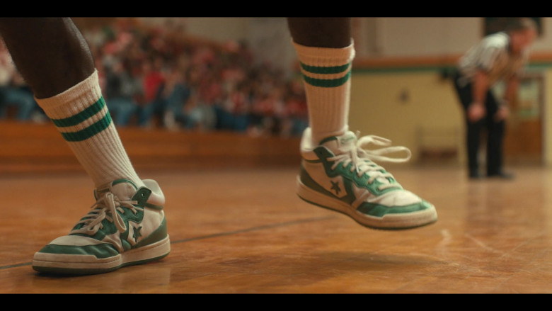 Converse Basketball Sneakers of Caleb McLaughlin as Lucas Sinclair in Stranger Things S04E01 Chapter One The Hellfire Club (2022)