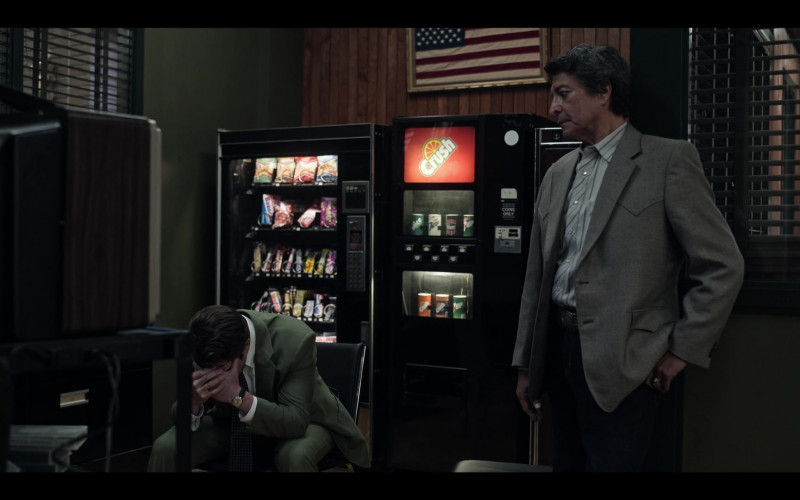 Crush Vending Machine, Slice, Crush and 7Up Soda Drink Cans in Under the Banner of Heaven S01E04 Church and State (2022)