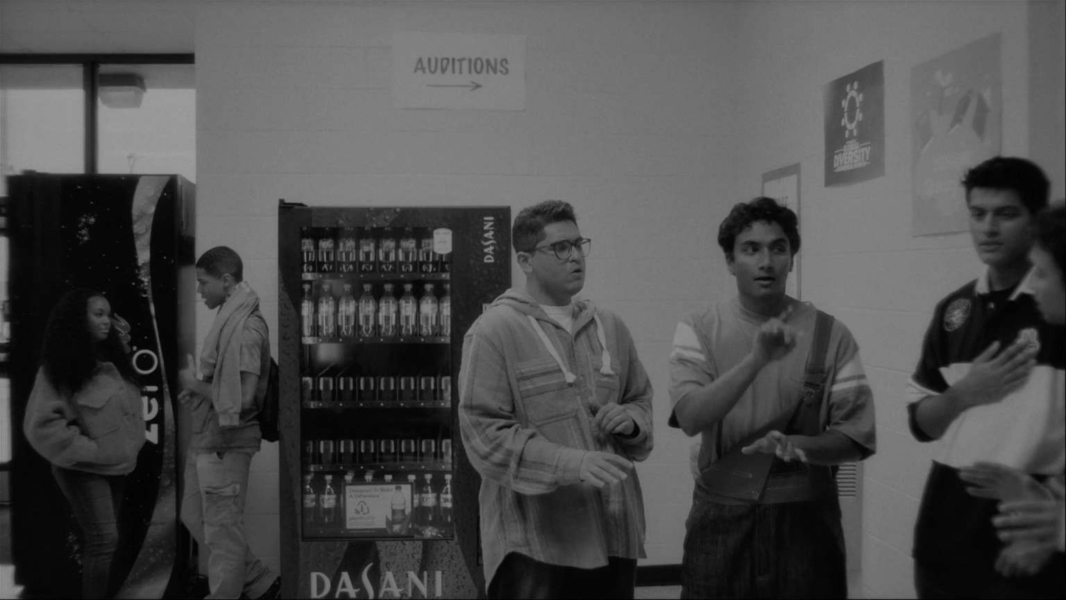 Dasani Vending Machine In Atlanta S03E09 "Rich Wigga, Poor Wigga" (2022)