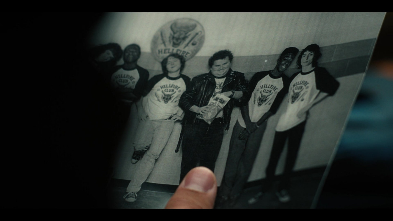 Doritos Chips In Stranger Things S04E05 "Chapter Five The Nina Project