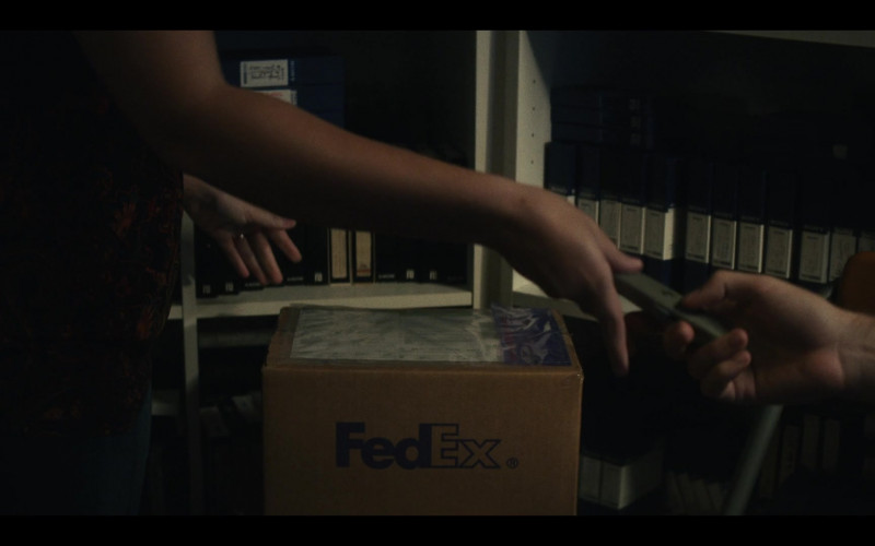 FedEx in The Staircase S01E04 Common Sense (2022)