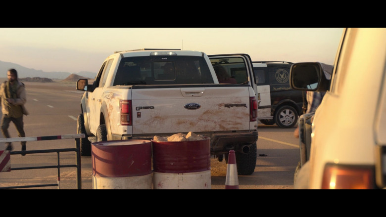 Ford F-150 Raptor Car in Moon Knight S01E06 Gods and Monsters (2)