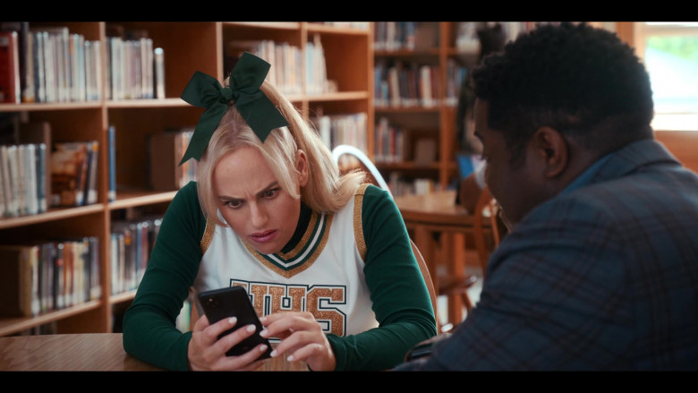 Google Pixel Android Smartphone Held by Actress Rebel Wilson as Stephanie Conway in Senior Year (2022)
