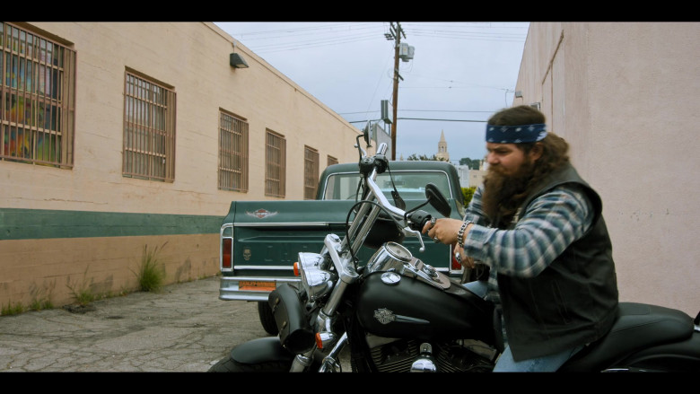 Harley-Davidson Motorcycle in The Lincoln Lawyer S01E07 Lemming Number Seven (2022)