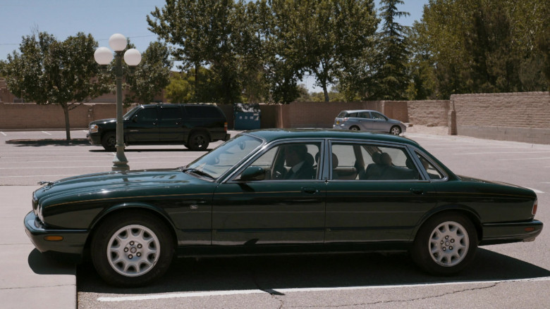 Jaguar Green Car in Better Call Saul S06E04 Hit and Run (2)
