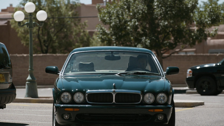 Jaguar Green Car in Better Call Saul S06E04 Hit and Run (3)