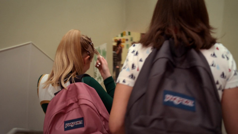 JanSport Pink Backpack of Angourie Rice as Young Stephanie in Senior Year (3)