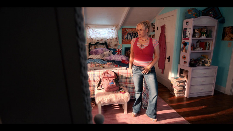 JanSport Pink Backpack of Rebel Wilson as Stephanie in Senior Year Movie (1)