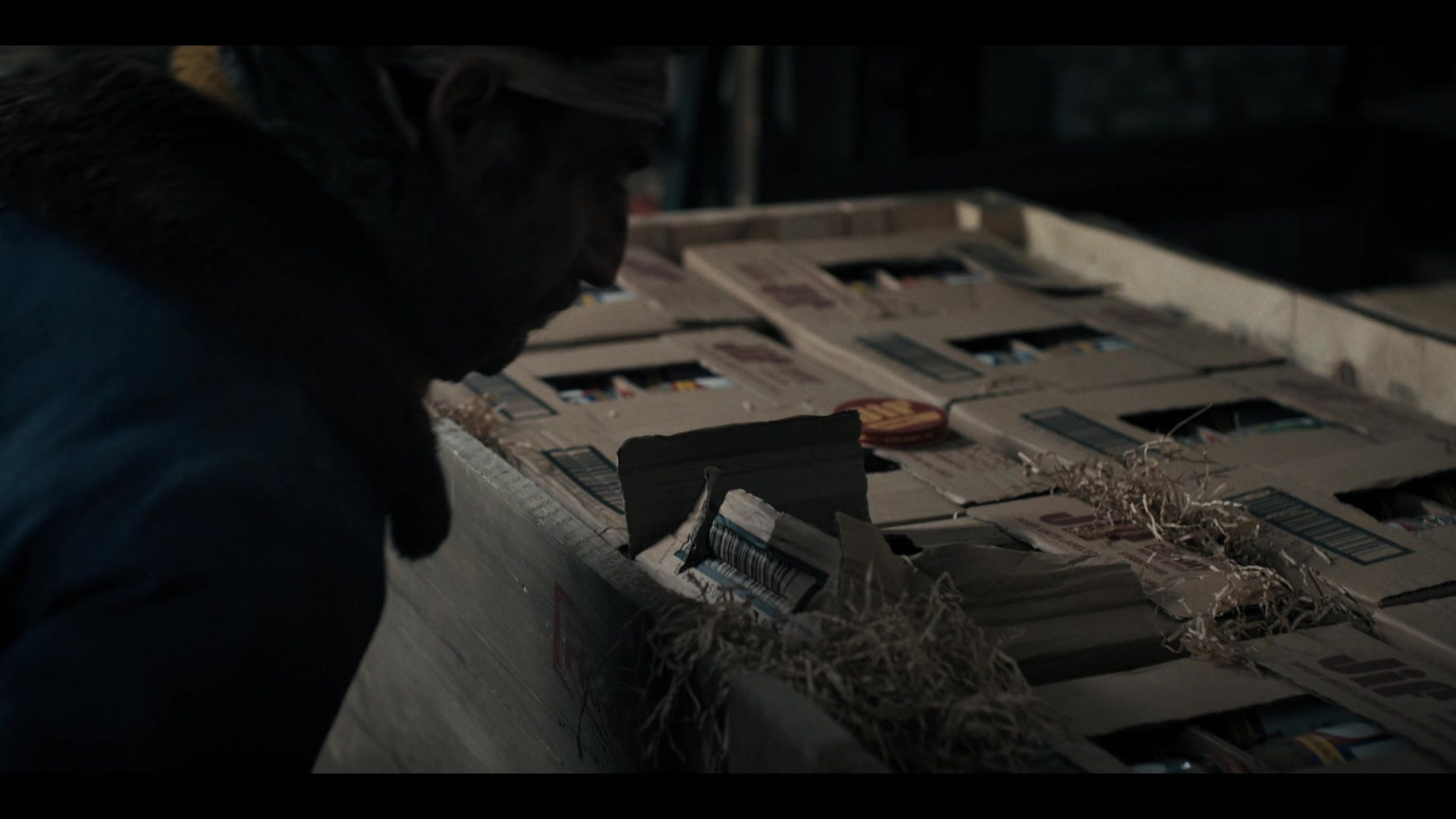 Jif Peanut Butter In Stranger Things S04E06 "Chapter Six The Dive" (2022)