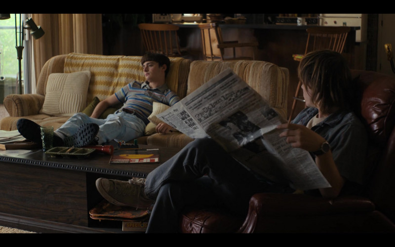 Life Magazine in Stranger Things S04E03 Chapter Three The Monster and the Superhero (2022)