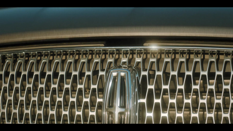 Lincoln Navigator Car in The Lincoln Lawyer S01E07 Lemming Number Seven (4)