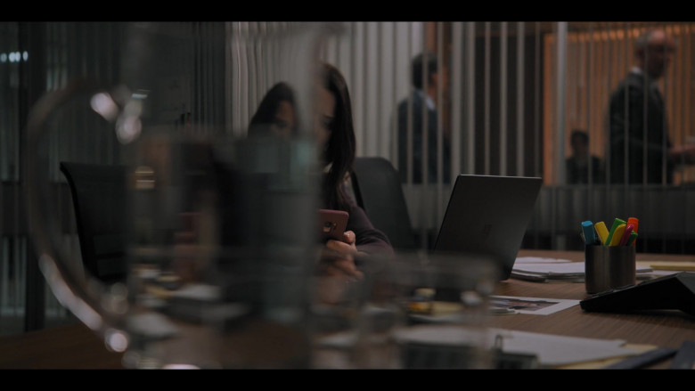 Microsoft Surface Laptop Computer in The Lincoln Lawyer S01E07 Lemming Number Seven (2022)