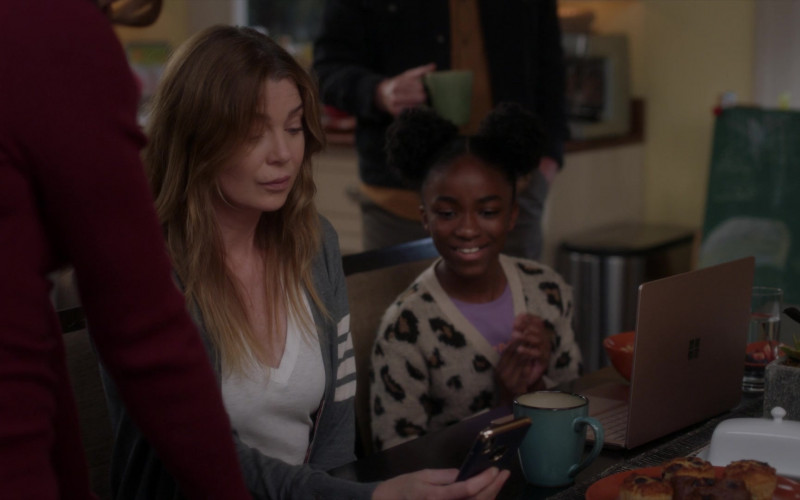 Microsoft Surface Laptops in Grey's Anatomy S18E19 Out for Blood (2)