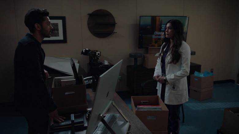 Microsoft Surface Studio All-in-One Computer in The Resident S05E23 Neon Moon (2022)