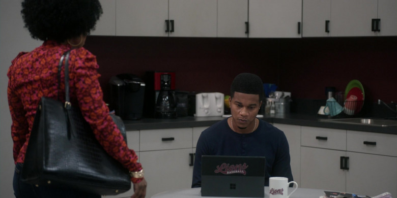Microsoft Surface Tablet Used by Actor in All American Homecoming S01E11 What Now (2022)