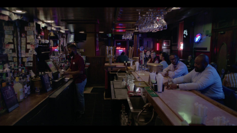 Miller Lite Beer Sign in We Own This City S01E05 Part Five (2022)