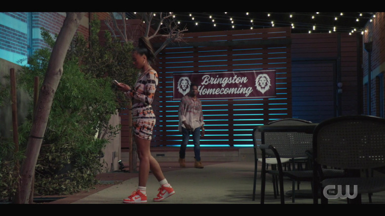 Nike Sneakers in All American Homecoming S01E12 Confessions (2)