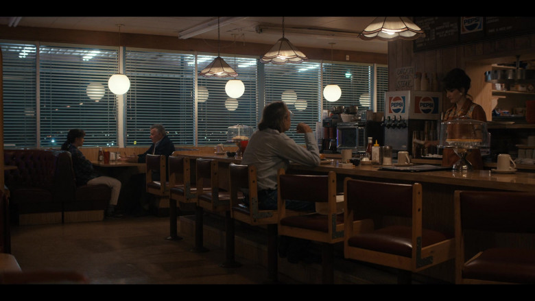 Pepsi Fountain Machine in Stranger Things S04E03 Chapter Three The Monster and the Superhero (2022)