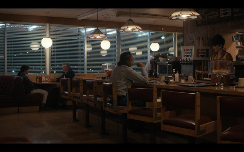 Pepsi Fountain Machine in Stranger Things S04E03 Chapter Three The Monster and the Superhero (2022)