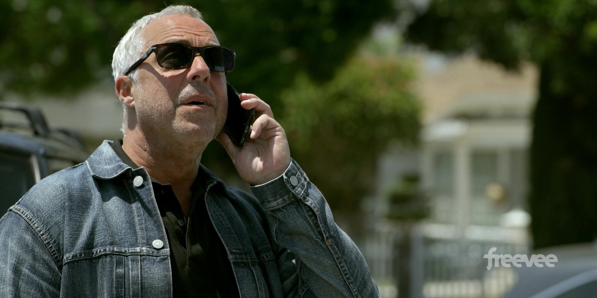 klient stor jeg er enig Persol Men's Sunglasses Of Titus Welliver As Harry Bosch In Bosch: Legacy  S01E04 "Horseshoes And Hand Grenades" (2022)