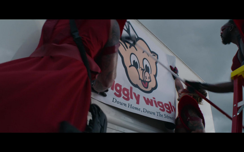 Piggly Wiggly in The Pentaverate S01E05 (2022)