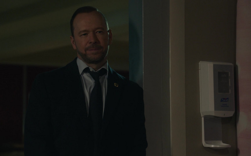 Purell Hand Sanitizer Dispenser in Blue Bloods S12E20 Silver Linings (1)