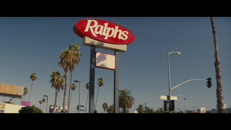 Ralphs Store in Angelyne S01E02 Gods and Fairies (2022)