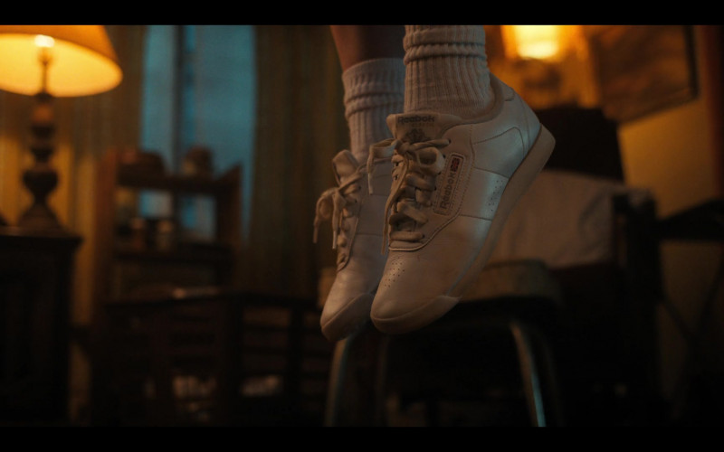 Reebok Women's Sneakers of Grace Van Dien as Chrissy Cunningham in Stranger Things S04E01 Chapter One The Hellfire Club (3)