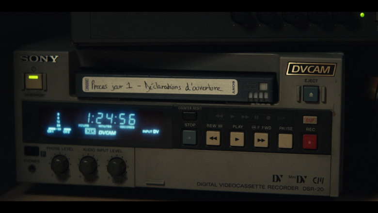 Sony Videocassette Recorder DSR-20 in The Staircase S01E04 Common Sense (2022)
