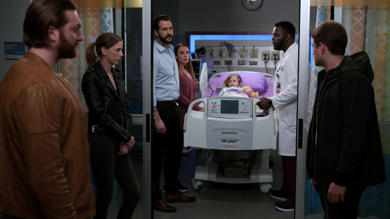 Stryker Hospital Bed in Chicago Med S07E20 End of the Day, Anything Can Happen (2)