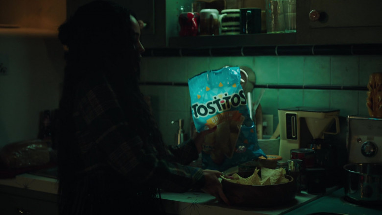 Tostitos Chips in Riverdale S06E12 Chapter One Hundred and Seven In the Fog (2022)