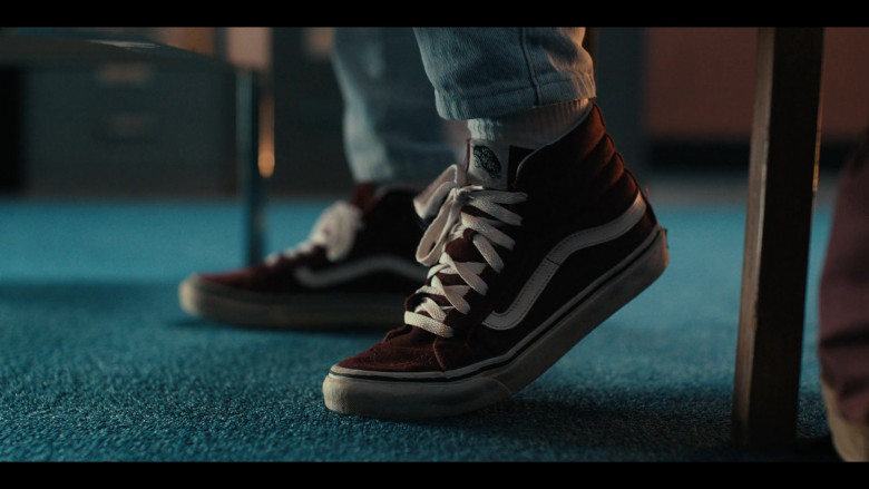 Vans Burgundy High Top Suede Shoes of Sadie Sink as Max Mayfield in Stranger Things S04E01 Chapter One The Hellfire Club (1)