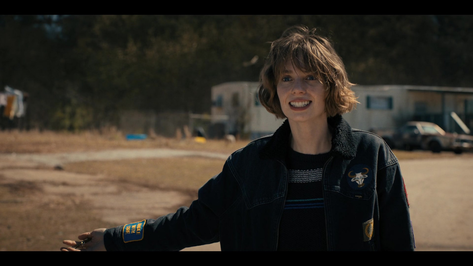 Wrangler Women's Jacket Of Maya Hawke As Robin Buckley In Stranger ...