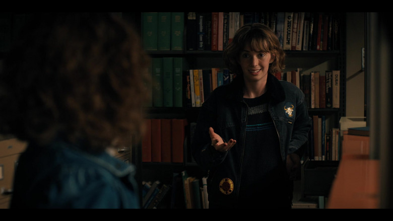 Wrangler Women’s Jacket of Maya Hawke as Robin Buckley in Stranger Things S04E03 Chapter Three The Monster and the Superhero (2)