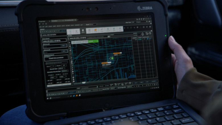 Zebra Tablet in Chicago P.D. S09E22 You and Me (2022)