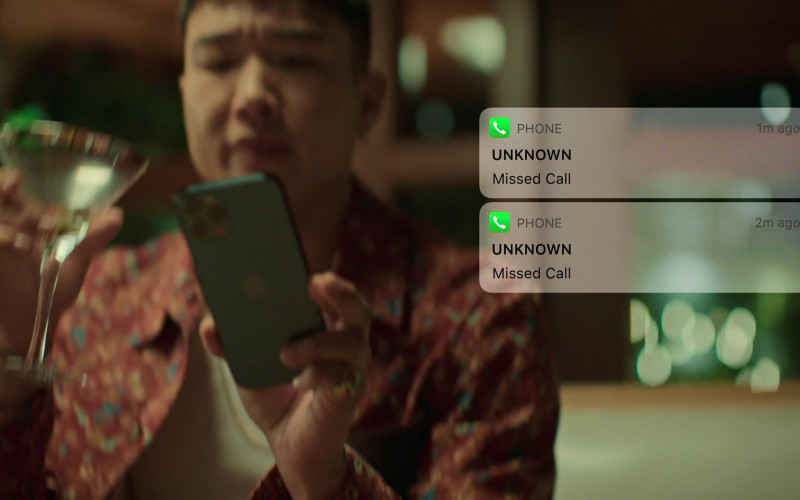Apple iPhone Smartphone of Joel Kim Booster as Nicholas in Loot S01E03 Hot Seat (2022)