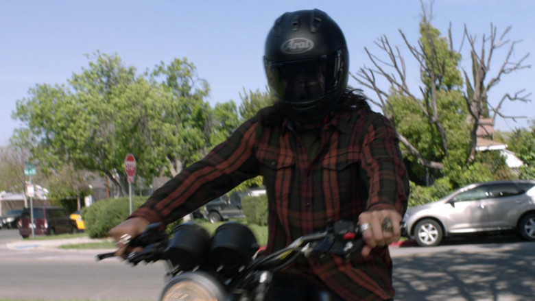 Arai Motorcycle Helmet in Animal Kingdom S06E03 Pressure and Time (2022)