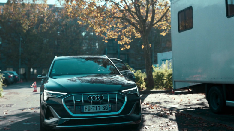 Audi Car in Irma Vep S01E03 Dead Man's Escape (2022)