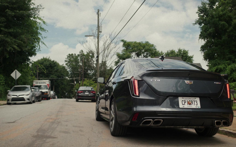 Cadillac CT4 Car in P-Valley S02E02 Seven Pounds of Pressure (2022)