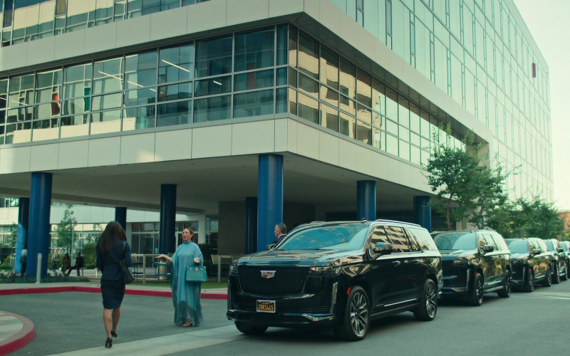 Cadillac Escalade Cars in Loot S01E01 Pilot (2022)