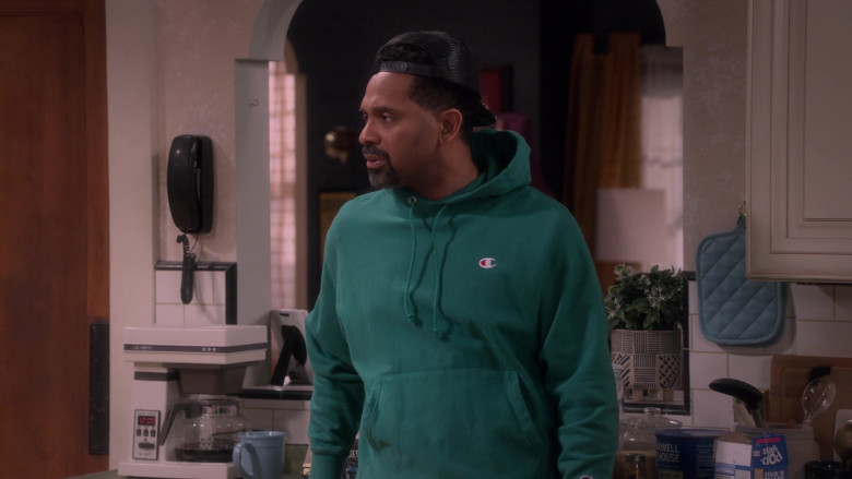 Champion Green Hoodie Worn by Mike Epps as Bernard, Maxwell House Coffee and Pop-Tarts Toaster Pastries in The Upshaws S02E08 Goin' In (2)