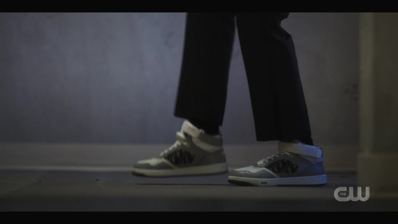 Christian Dior Sneakers in Tom Swift S01E01 …And the Liftoff to Saturn (3)