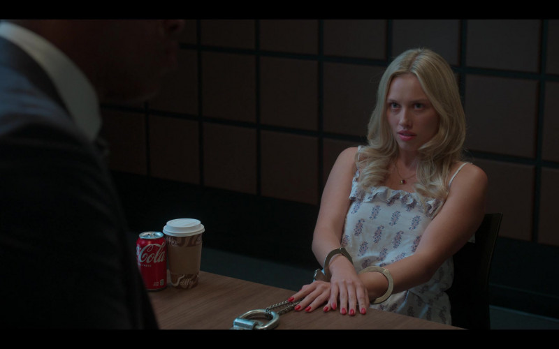 Coca-Cola Soda Can of Gracie Dzienny as Elinor in First Kill S01E08 First Betrayal (1)