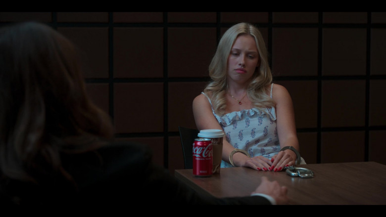 Coca-Cola Soda Can of Gracie Dzienny as Elinor in First Kill S01E08 First Betrayal (3)