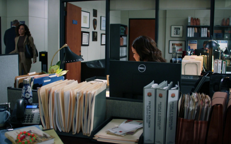 Dell Monitors in All Rise S03E03 Give It Time (1)