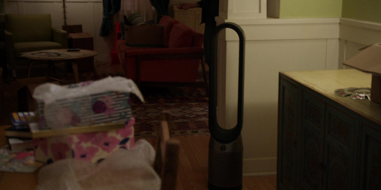Dyson Pure Hot + Cool Air Purifier in Walker S02E18 Search and Rescue (2022)