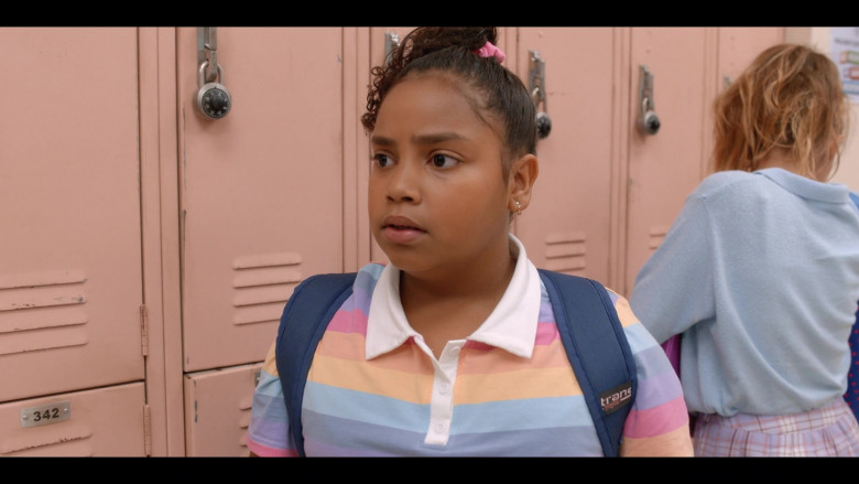 JanSport Backpacks in Gordita Chronicles S01E03 In America No One Likes a Chicken (2)
