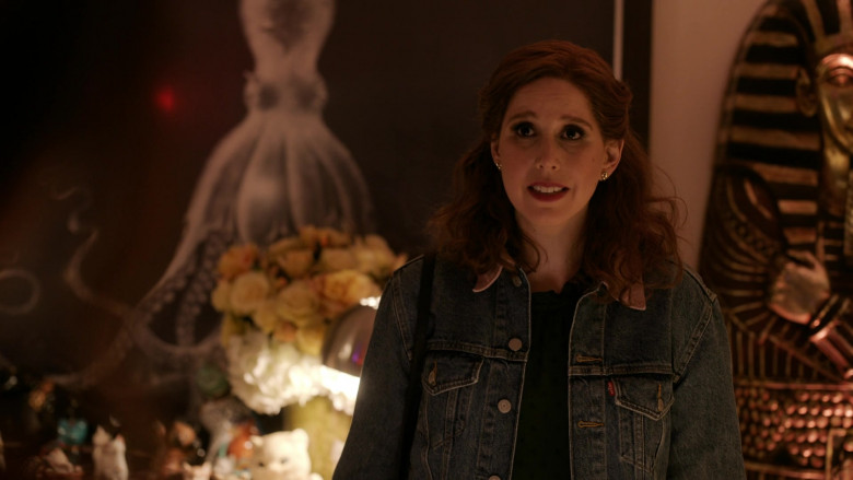 Levi's Women's Jacket Worn by Vanessa Bayer as Joanna Gold in I Love That for You S01E07 Point of No Returns (2022)