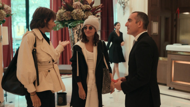 Louis Vuitton Bags Of Alicia Vikander As Mira In Irma Vep S01E01 