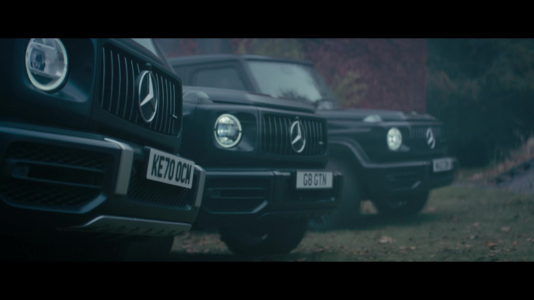 Mercedes-Benz G-Class Cars in The Man Who Fell to Earth S01E09 As the World Falls Down (1)